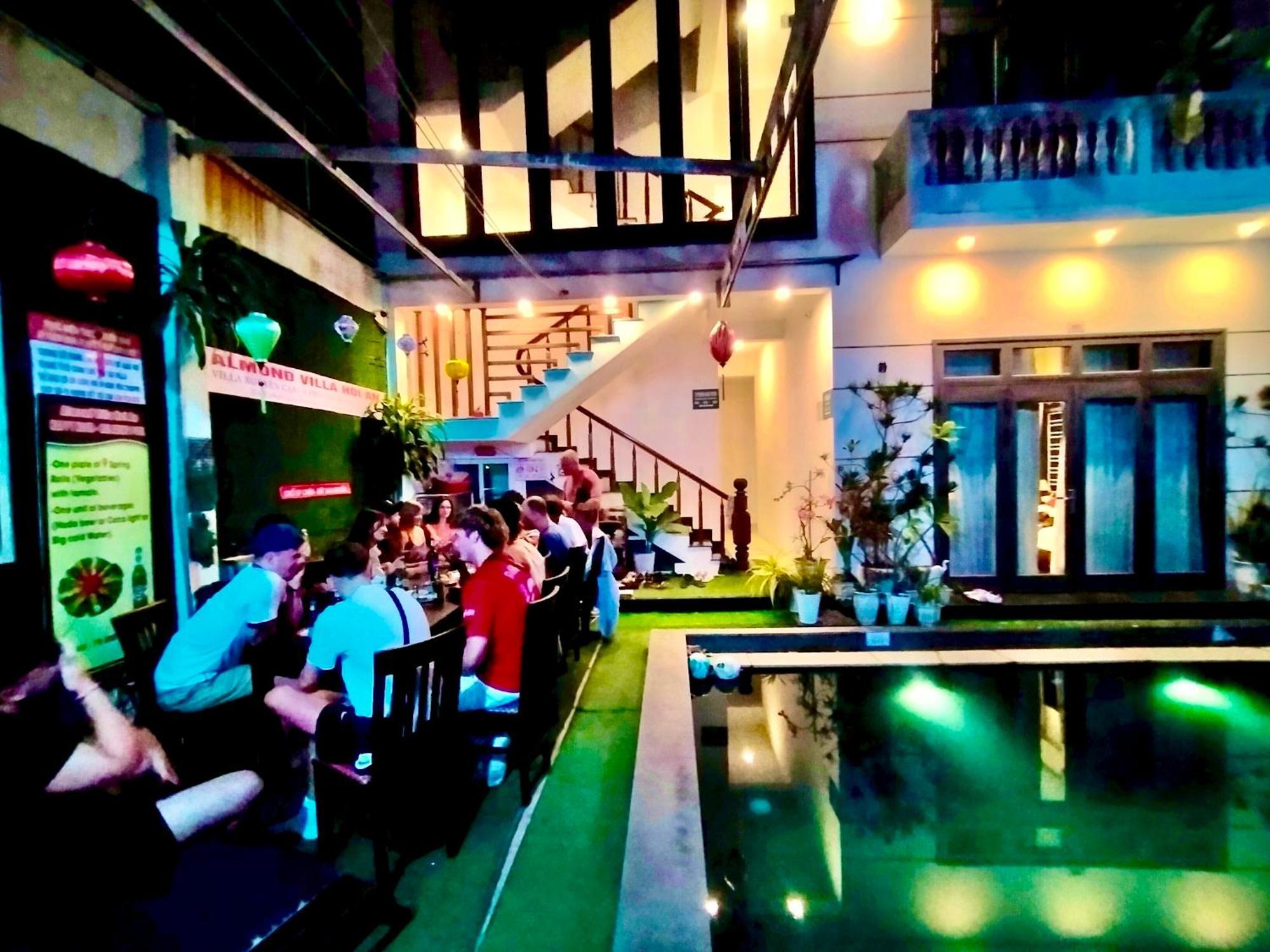 Almond Villa Hoi An Rom bilde